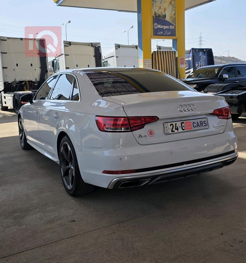 اودي A4